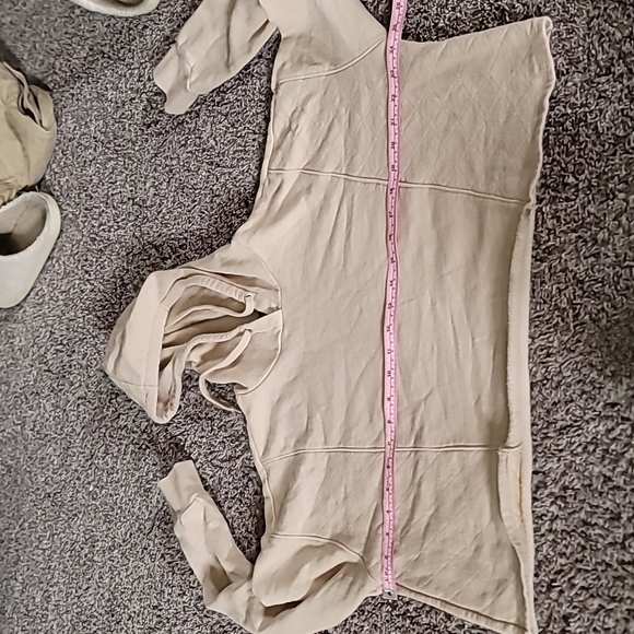 AWESOME CROP SWEATSHIRT With side quilt pattern - Picture 12 of 14